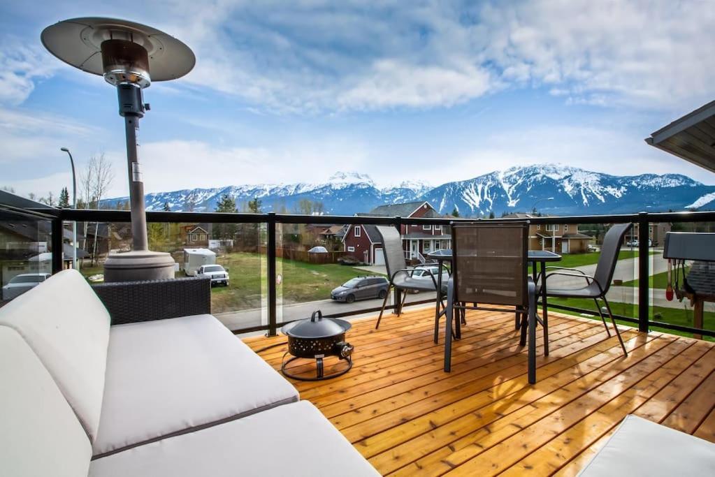 The Best 2 Bedrooms Suite In Revelstoke! Exterior foto