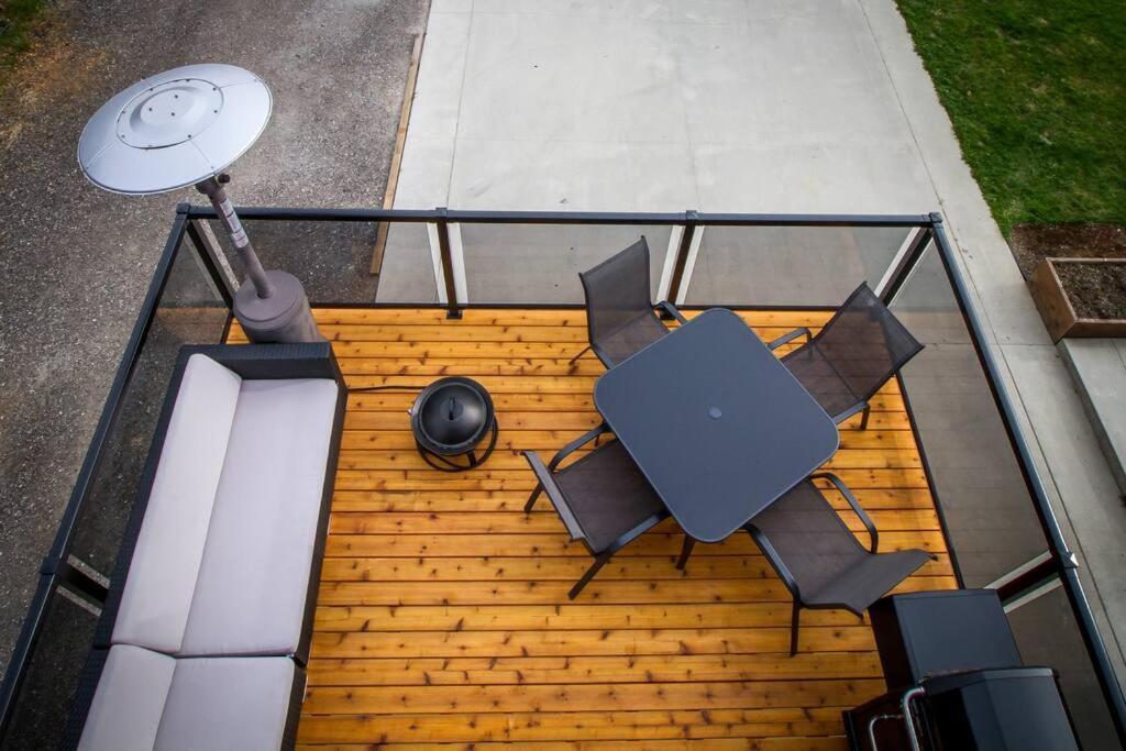 The Best 2 Bedrooms Suite In Revelstoke! Exterior foto
